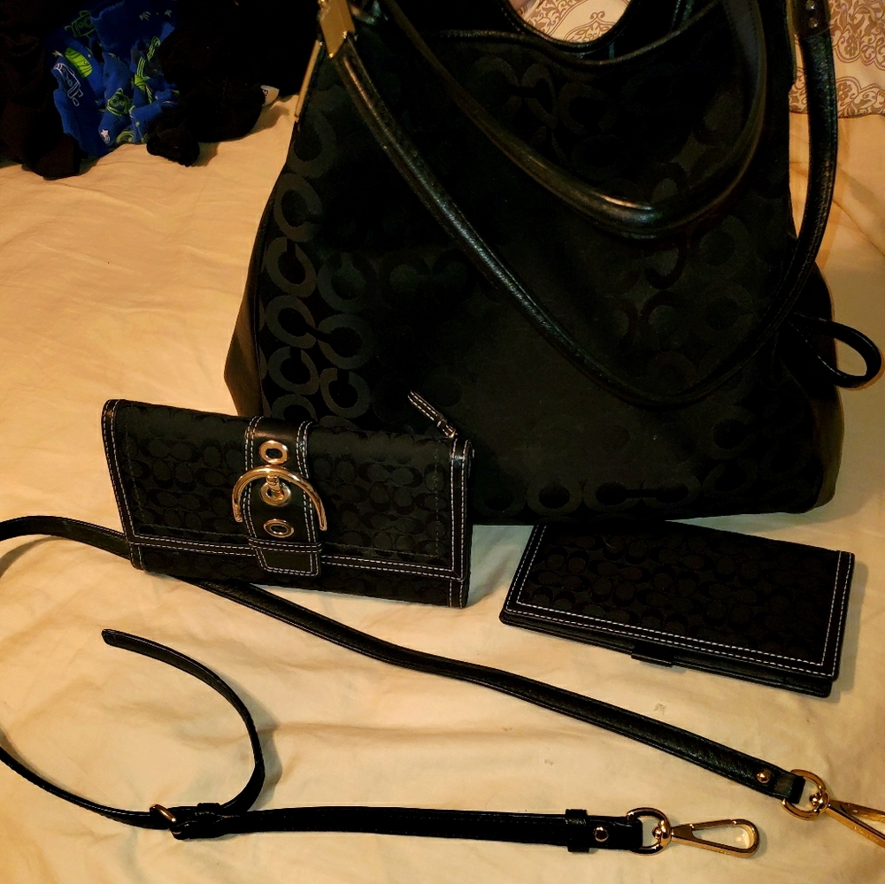 Coach satchel w wallet and checkbook